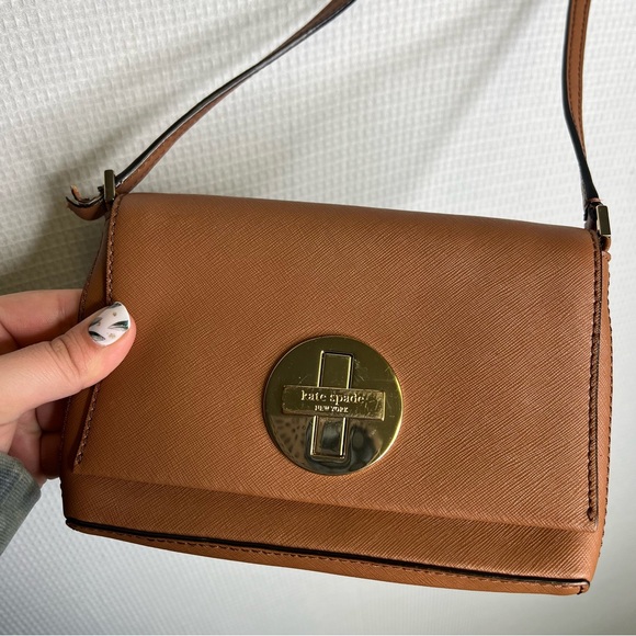 Kate Spade | Small Brown Crossbody bag Purse Flip Top - Picture 3 of 8